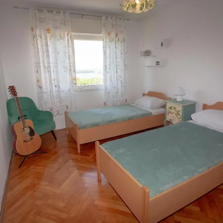 Bellevue Appartamento Pola